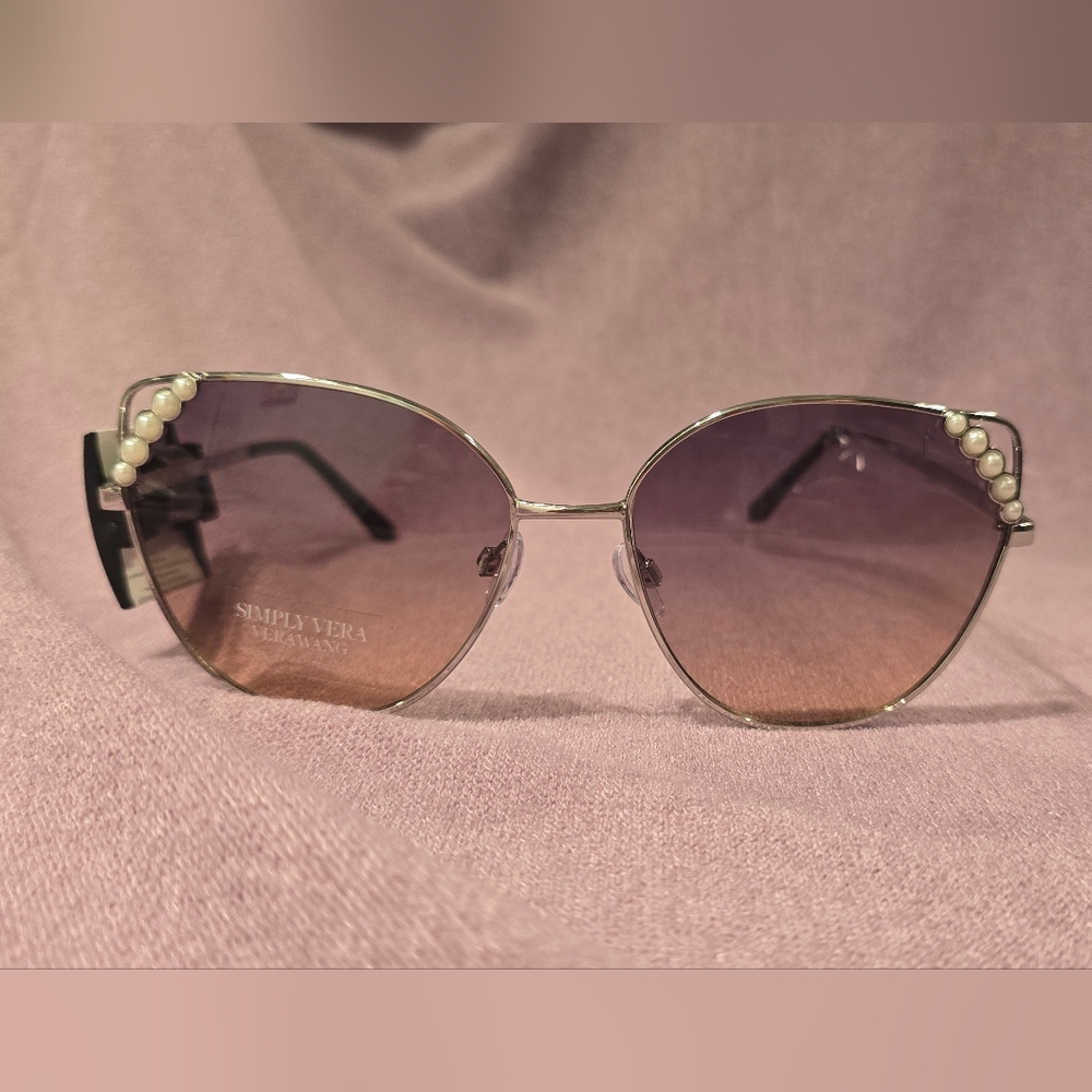 Simply Vera Vera Wang 63mm Erika Cat Eye Sunglasses, Silver